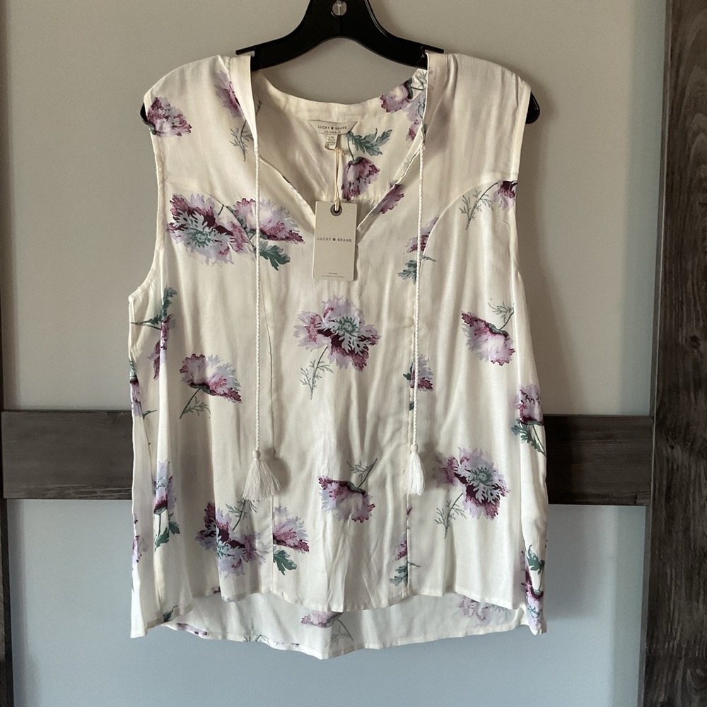 NWT- Lucky Sleeveless top